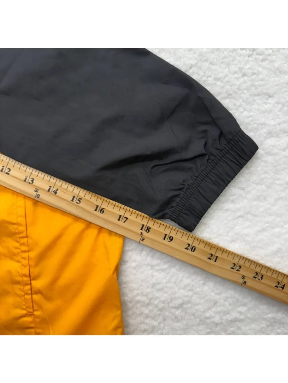 Pittsburgh Pirates Official MLB ½ Zip Windbreaker Hood‎ Pockets NEW Mens M